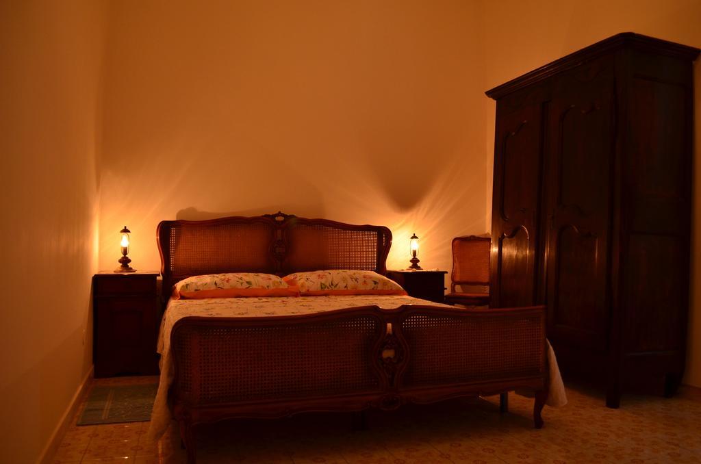 Notte Di Luna Room & Breakfast Oristano Room photo